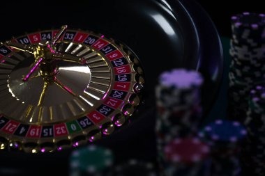 mariatogel slot payment methods including DANA, OVO, GoPay displayed on mobile screen